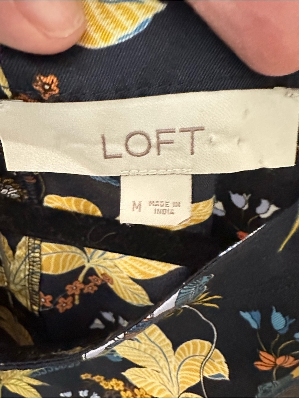 Loft M floral 1/2 sleeve large floral classic workwear polyester blouse - Picture 8 of 12